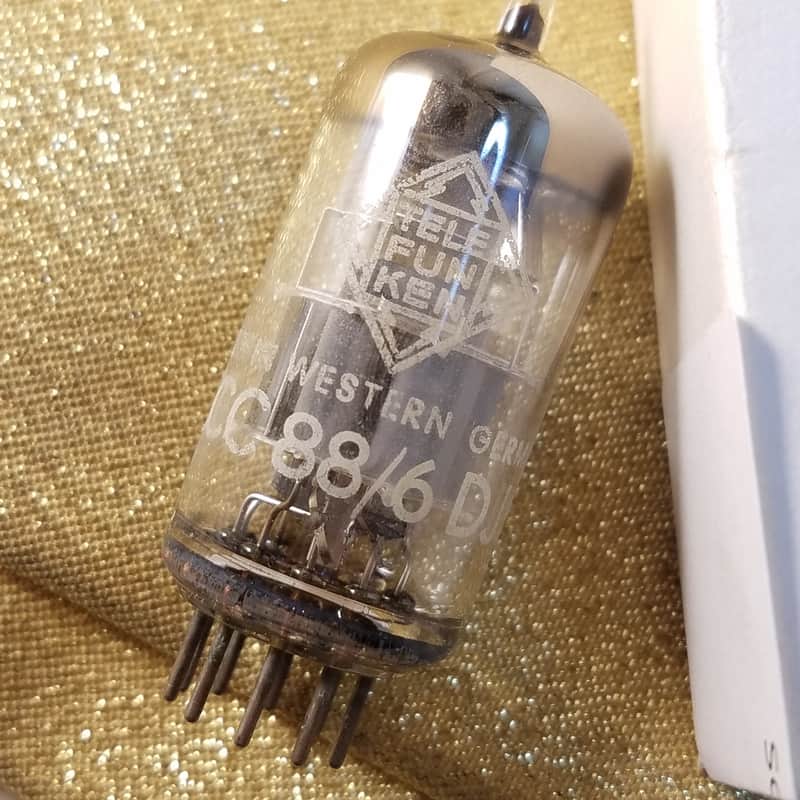 Telefunken 6DJ8 AT1000 Weak Vacuum Tube <> bottom ECC88 dual triode 1959-1972 image 1