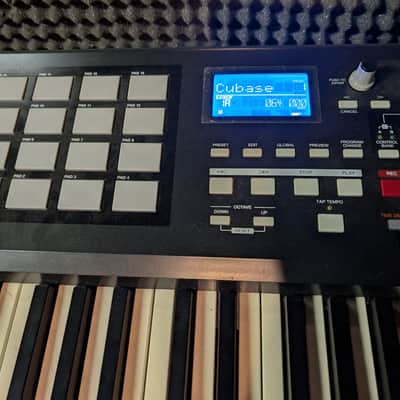 Akai MPK88 2010s - Black image 2