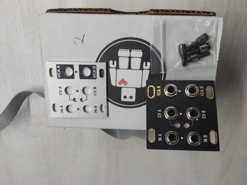 Intellijel Dual VCA 1U Dual VCA Eurorack Synth Module 2020 - Present - Silver Bild 1