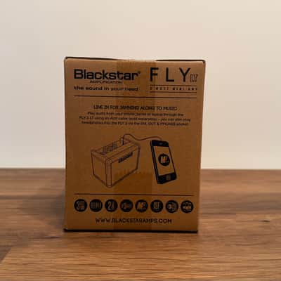 Blackstar Fly 3 3-Watt 1x3" Battery-Powered Mini Guitar Combo 2014 - Present - Black image 4
