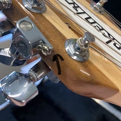 Rickenbacker 330/12 Mapleglo image 6