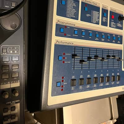 E-MU Systems SP-12 turbo 8-Voice Drum Sampler 1985 - 1987 - Blue image 11