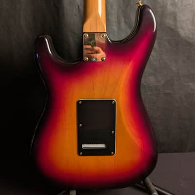 Fender Stevie Ray Vaughan Stratocaster with Pau Ferro Fretboard 2001- 3-Color Sunburst image 7