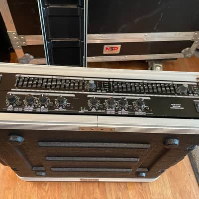 1.Citronic CX23 Active Crossover 2/3 Way - 2. Citronic CEQ215 15-Band Graphic Equalizer image 2