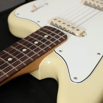 Fender Player II Jaguar Hialeah Yellow image 7