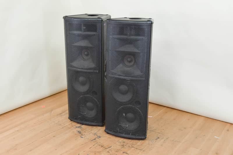 Mackie SA1232 Active 3-Way Sound Reinforcement Speaker System (PAIR) *ASK FOR SHIPPING* CG00SCF image 1