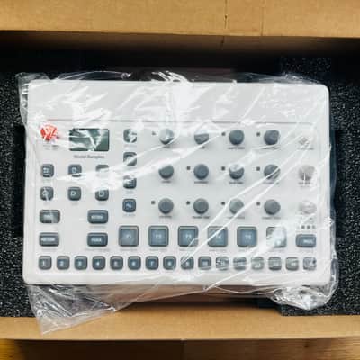Elektron Model:Samples 2019 - 2020 White image 2
