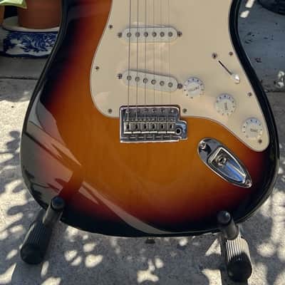 Fender Standard Stratocaster with Rosewood Fretboard 2003 - Brown Sunburst image 1