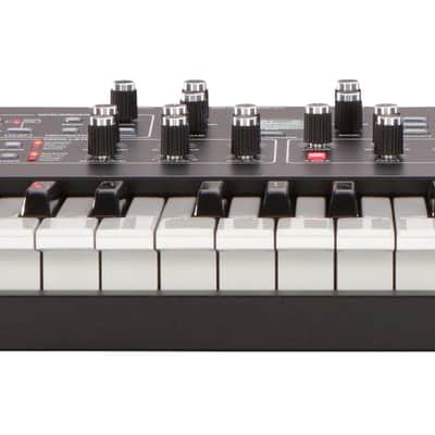 Sequential Dave Smith Instruments Prophet Rev2 16-Voice Analog Synthesizer image 3