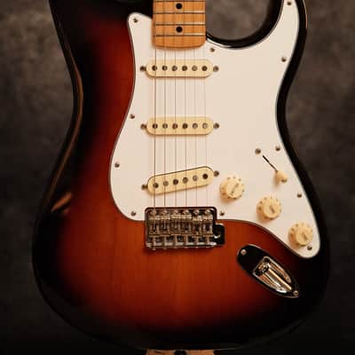 Fender Jimi Hendrix Artist Series Signature Stratocaster 2019 - Present - 3-Color Sunburst image 1