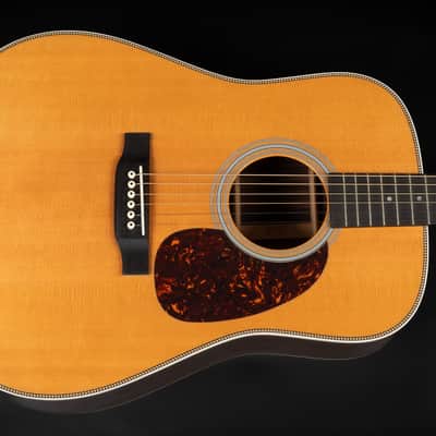 2014 Martin Standard Series HD-28 - Natural | USA All Solid Dreadnought Acoustic Guitar Scalloped X-Bracing Herringbone Binding 42.9mm Nut | OHSC image 4