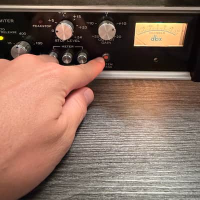 dbx 165A Over Easy Compressor / Limiter 1970s - Black image 3