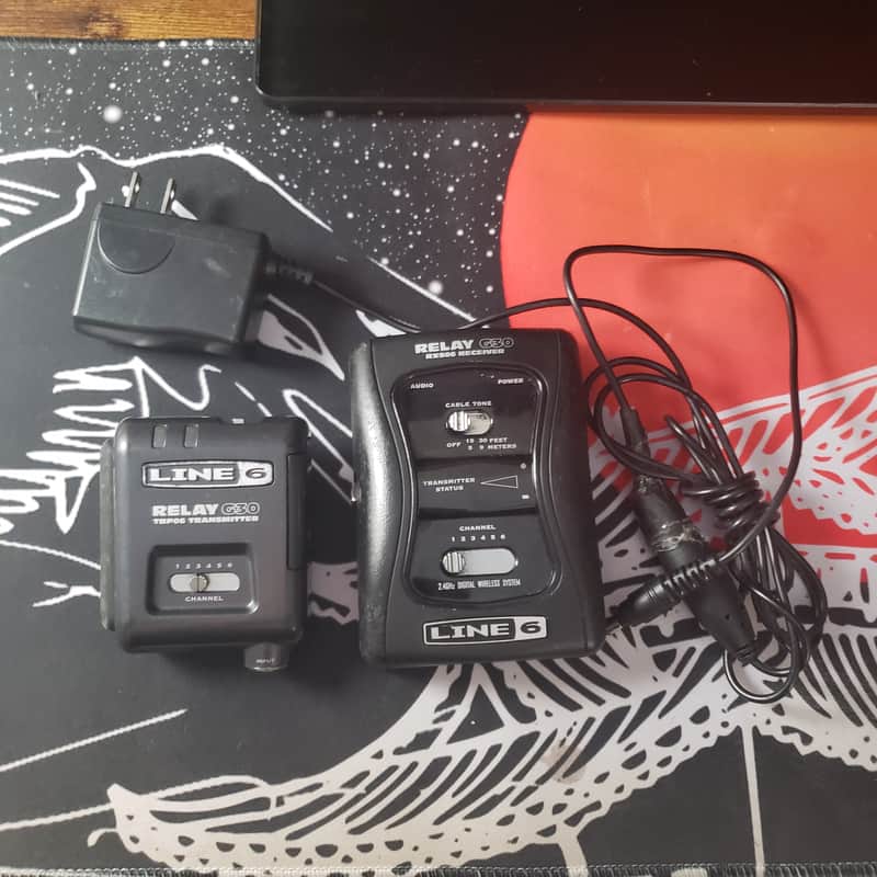 Line 6 Relay G30 Digital Wireless Guitar System (RXS06 Receiver + TBP06 Transmitter + Power Supply) image 1