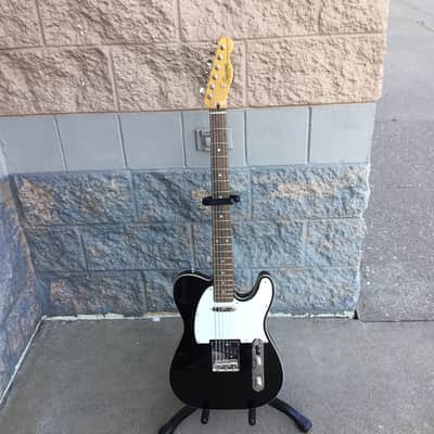 Squier Classic Vibe Baritone Custom Telecaster Black image 2