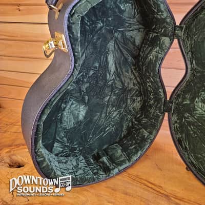Cedar Creek Custom Case Shop Hard Case for 000/OM Guitar image 8