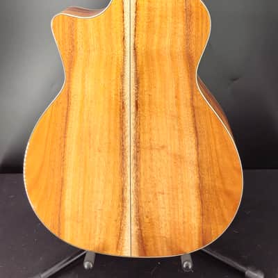 Eastman AC422CE-LTD-KOA Acoustic Electric Guitar image 7