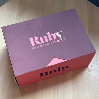 Universal Audio Ruby ’63 Top Boost Amplifier Pedal image 2
