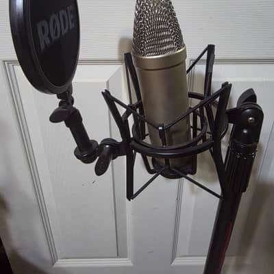 RODE NT1-A Anniversary Studio Mic Pack 2010s - Silver