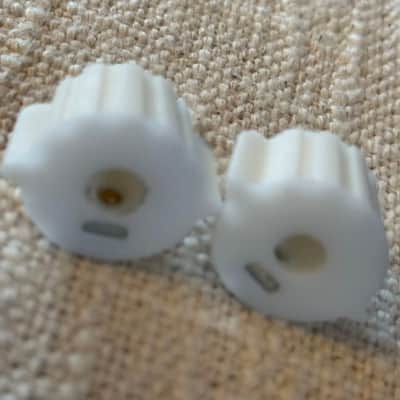 Hagstrom Reproduction knobs - White 2 pcs image 6