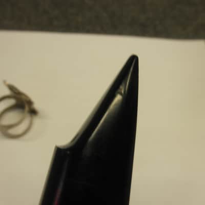 Martin Alto saxophone mouthpiece w/ ligature image 12