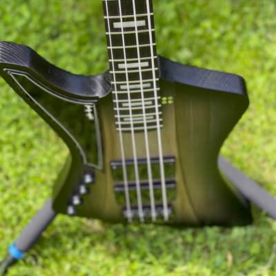 Sandberg Forty-Eight 2018 - Black Burst image 11