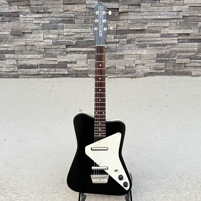 Danelectro Dano Pro Reissue | Reverb Canada