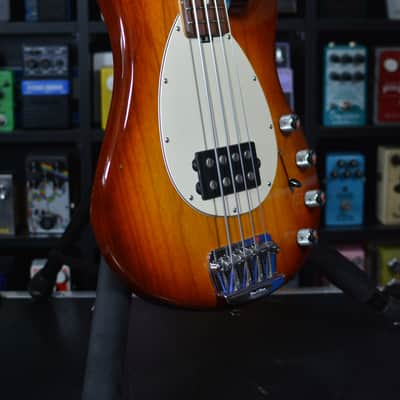 Ernie Ball Music Man Sterling USA 4H with Rosewood Fretboard 2000 - Honey Burst image 17