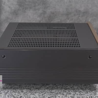 Accuphase E-270 Integrated Stereo Amplifier in Excellent Condition w/ Remote image 11