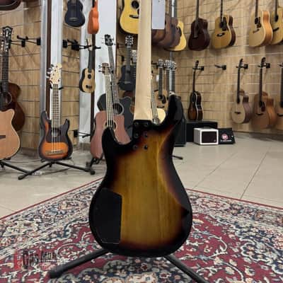 G&L Tribute L-2000 3 Tone Sunburst image 6