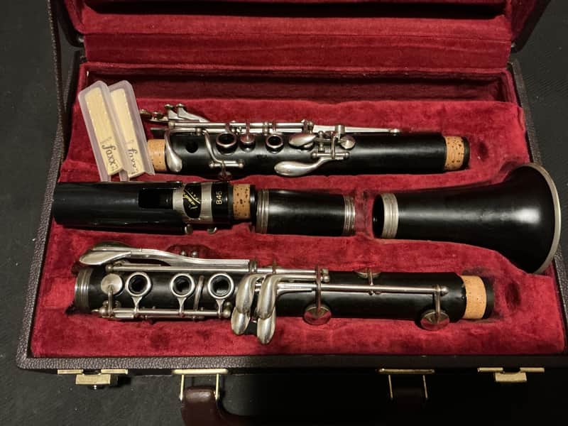 Buffet Crampon E-11 Wooden Intermediate Bb Clarinet image 1