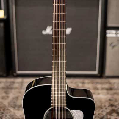 Taylor 250ce Plus BLK Bajo Quinto Acoustic/Electric Guitar - Black with Aerocase - Factory Demo image 4