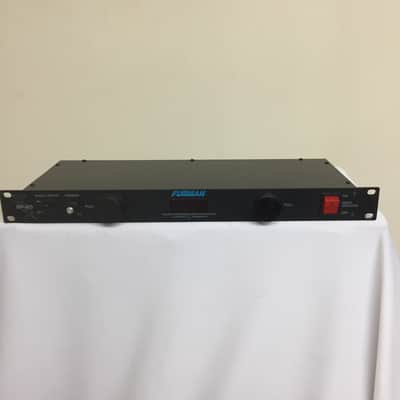 RP-8D Power Conditioner and Light Module with Voltage Monitor image 1