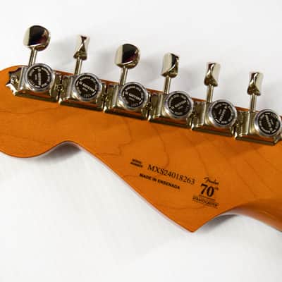 Fender Vintera II '60s Stratocaster - 3-Color Sunburst image 11