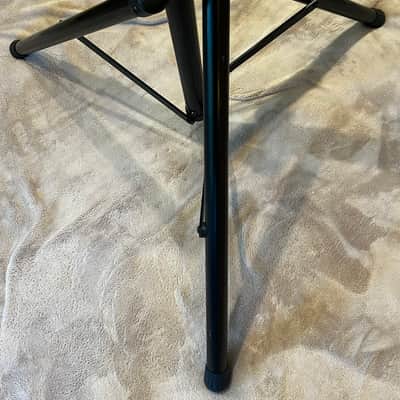 Ultimate Support TS-100B Air-Powered Series Lift-Assist Aluminum Tripod Speaker Stand (Single) 2010s - Black image 4