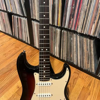 Fender American Series Stratocaster with Rosewood Fretboard 2000 - 2007 - 3-Color Sunburst image 4