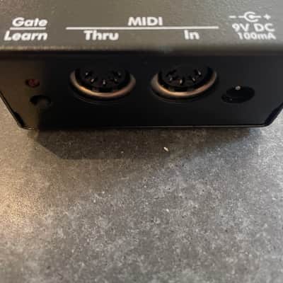 Doepfer MCV4 MIDI-CV Converter - Black image 2