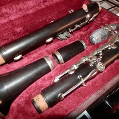 Evette & Schaeffer Buffet Crampon Paris Made in France Wooden Clarinet with case used Serviced for Sale image 7