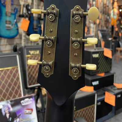Iris Guitar Company OG image 6