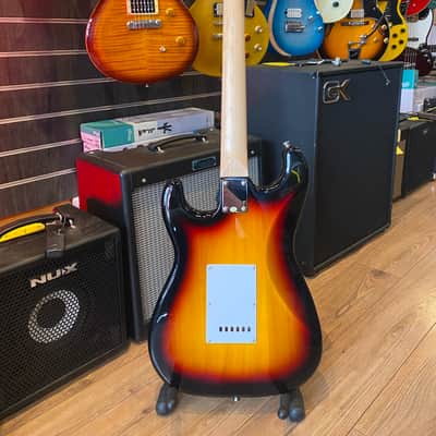 Aria STG 004 - Sunburst image 3