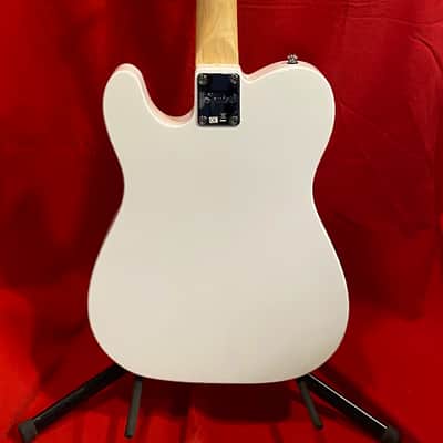 Squier Affinity Telecaster with Laurel Fretboard, String Through Body 2021 - Present - Olympic White image 3