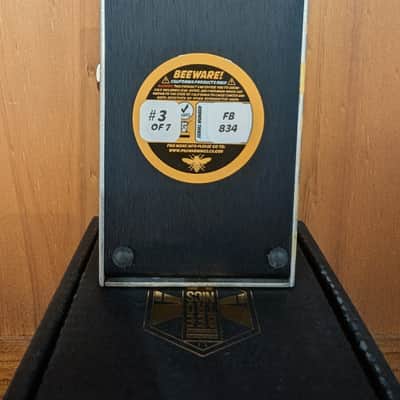 Beetronics Fatbee “Hives” Limited Edition #3 of 7. Analog JFET overdrive pedal image 2