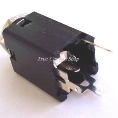 True Custom Shop® Box Closed Stereo Output Jack for Deluxe Fender Bass & Guitar with Chrome Hardware image 2