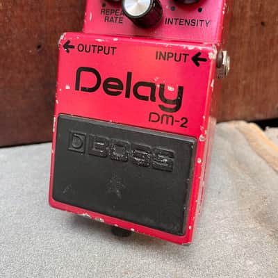 Boss DM-2 Delay Pedal | Reverb