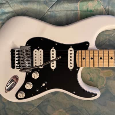 2022 FENDER Player Stratocaster® Floyd Rose® HSS - MEXICAN - Polar White image 5