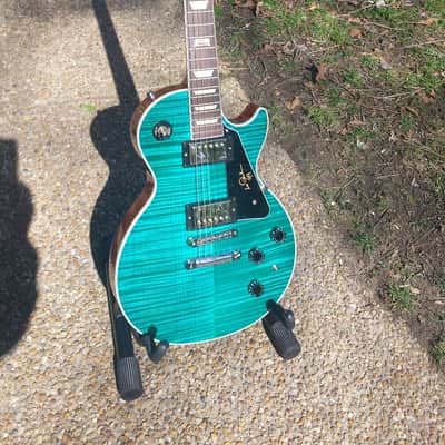 Gibson Les Paul Signature 2014 Caribbean Blue in Excellent Condition - STUNNING! image 2