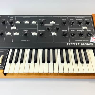 Moog Prodigy 32-Key Monophonic Analog Synthesizer (Serviced / Warranty / Flightcase)