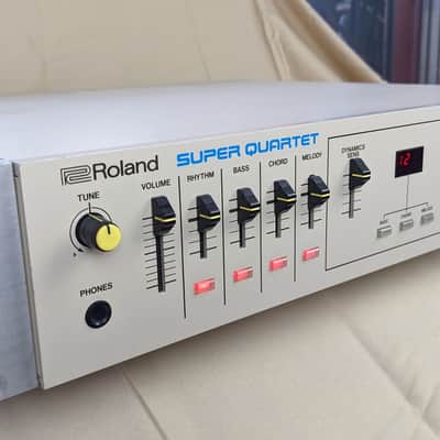 Roland MKS-7 Super Quartet Synthesizer - White image 2