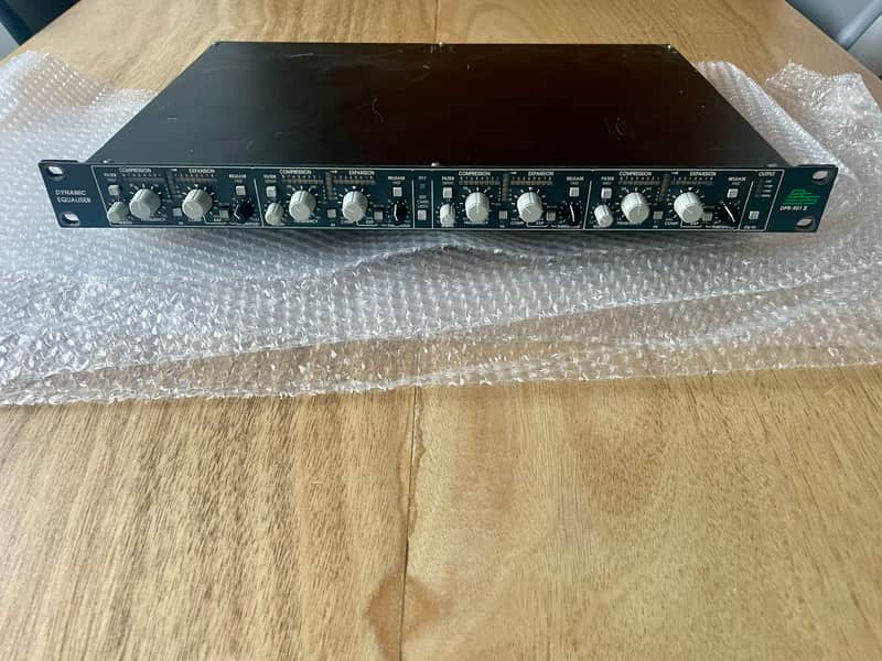 BSS DPR 901 II dynamic equaliser image 1