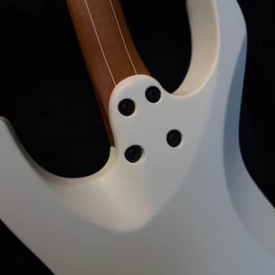 Jackson American Series Virtuoso HT with Streaked Ebony Fretboard 2024 - Present - Snow White image 5