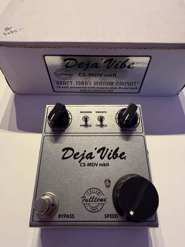 Fulltone CS-MDV MkII Custom Shop Mini Deja Vibe MkII image 1